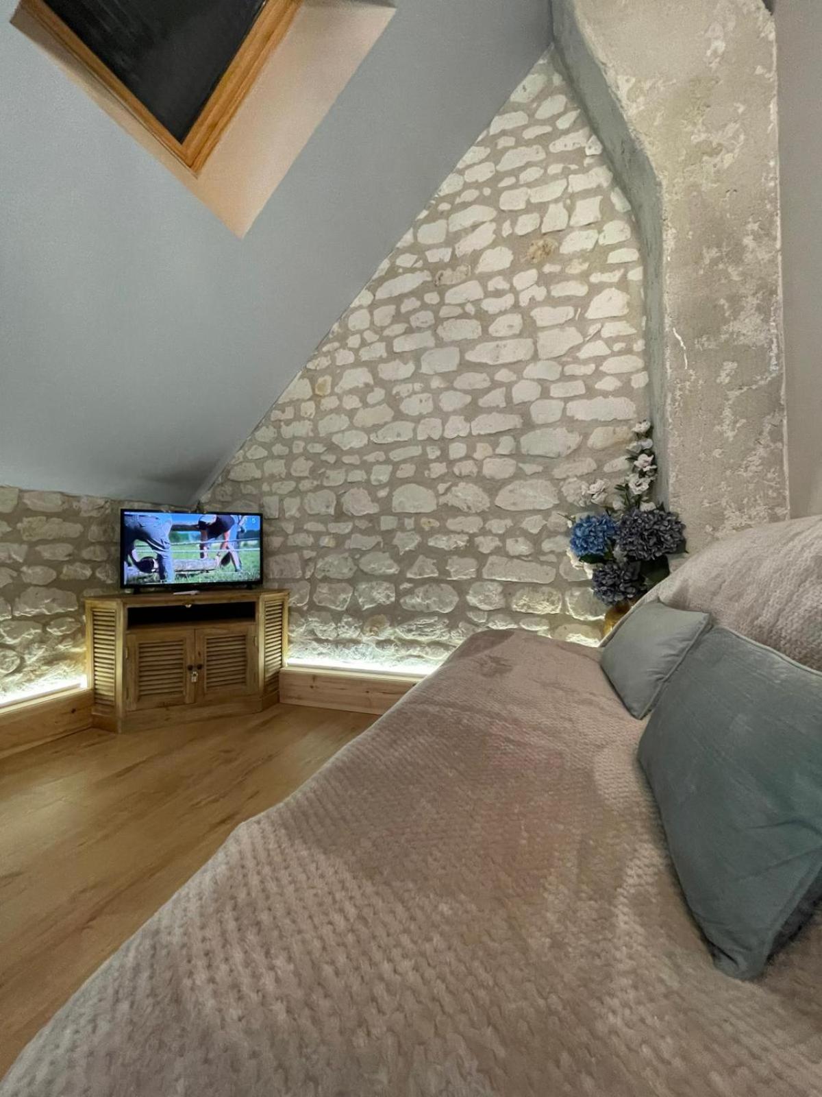 Le Relais, La Dormance, Le Bois Dormant Otel Châteauvieux Dış mekan fotoğraf